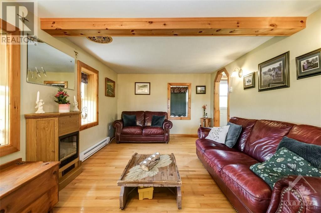 1482 Peter Robinson Road, Carp, Ontario  K0A 1L0 - Photo 6 - 1245755