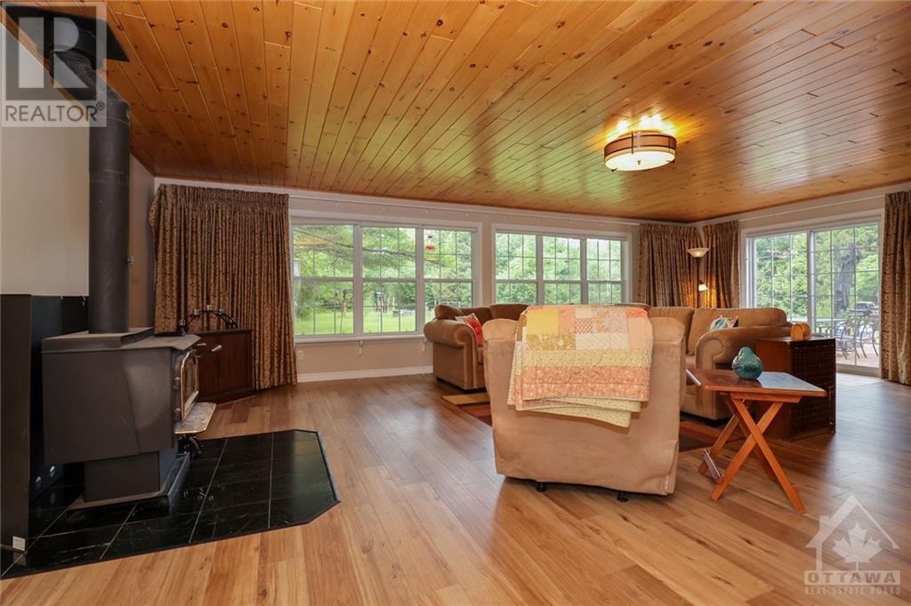 3039 Burnstown Road, Renfrew, Ontario  K7V 3Z9 - Photo 13 - 1248642