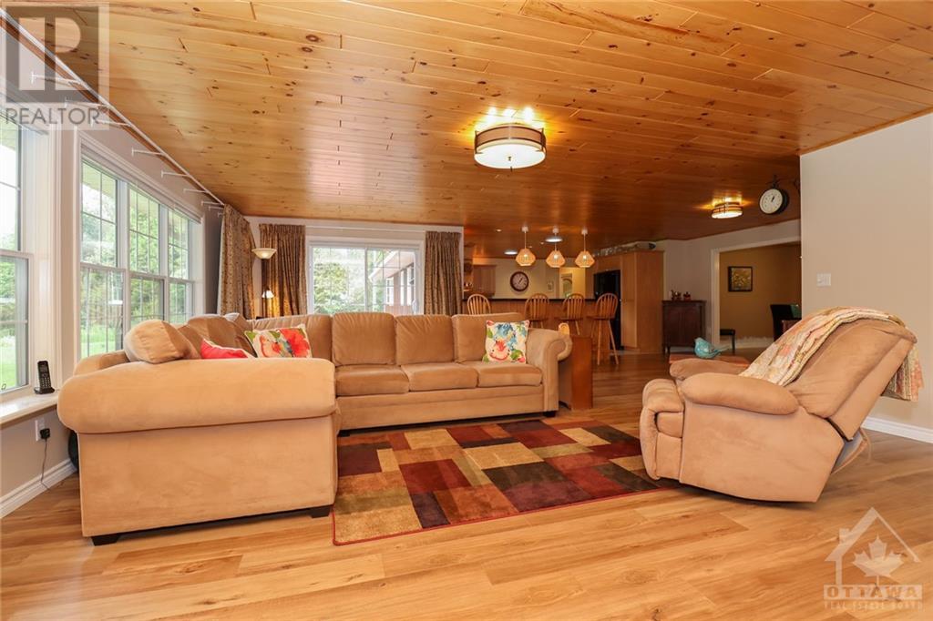 3039 Burnstown Road, Renfrew, Ontario  K7V 3Z9 - Photo 14 - 1248642