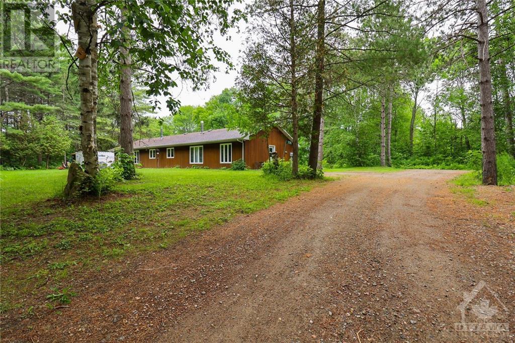 3039 Burnstown Road, Renfrew, Ontario  K7V 3Z9 - Photo 5 - 1248530