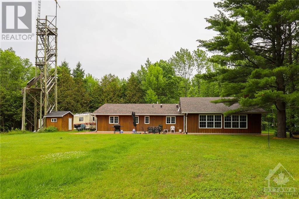 3039 Burnstown Road, Renfrew, Ontario  K7V 3Z9 - Photo 2 - 1248521