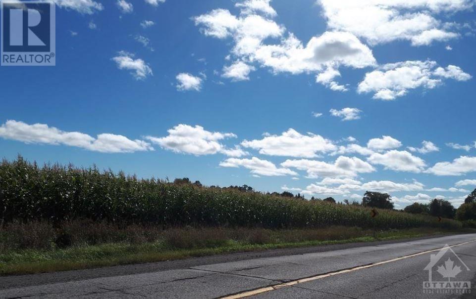 571 Donald B Munro Drive, Carp, Ontario  K0A 1L0 - Photo 8 - 1249404