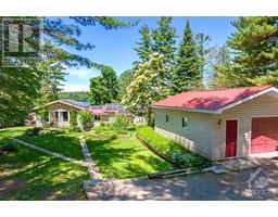 144 AGLAC ROAD, calabogie, Ontario