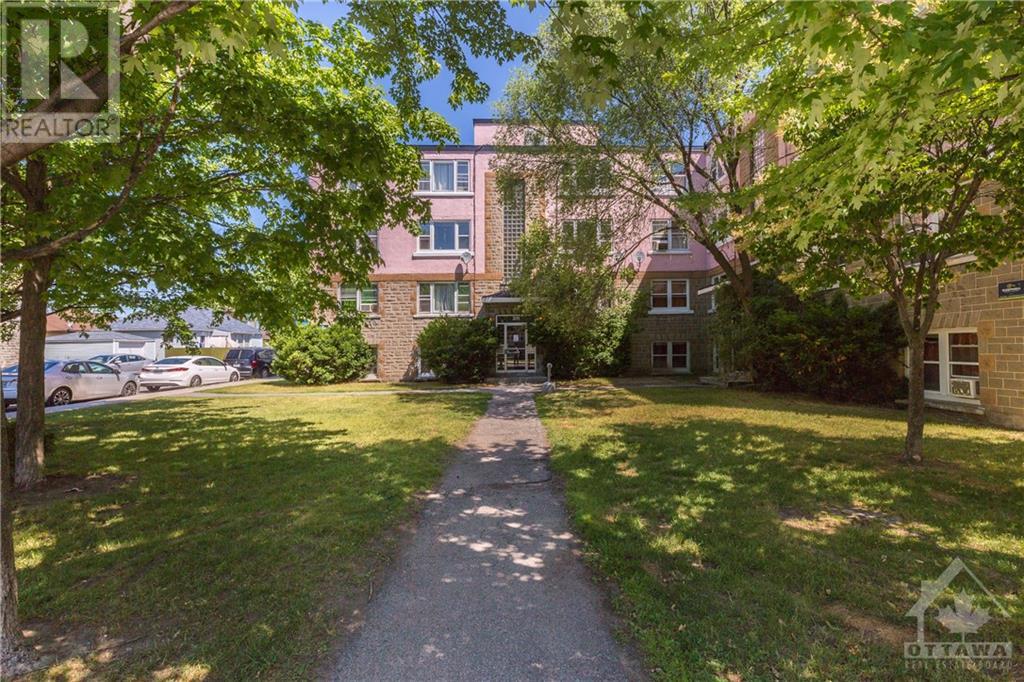 311-315 Blake Boulevard, Ottawa, Ontario  K1L 6L4 - Photo 1 - 1249969