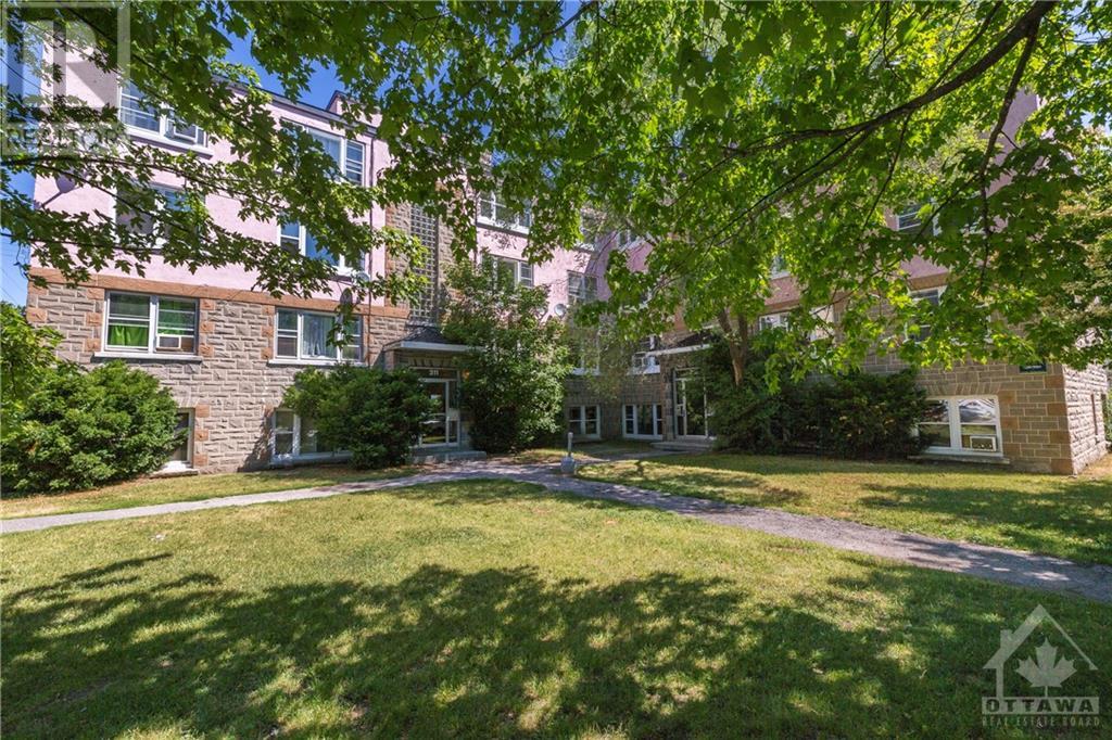 311-315 Blake Boulevard, Ottawa, Ontario  K1L 6L4 - Photo 2 - 1249969