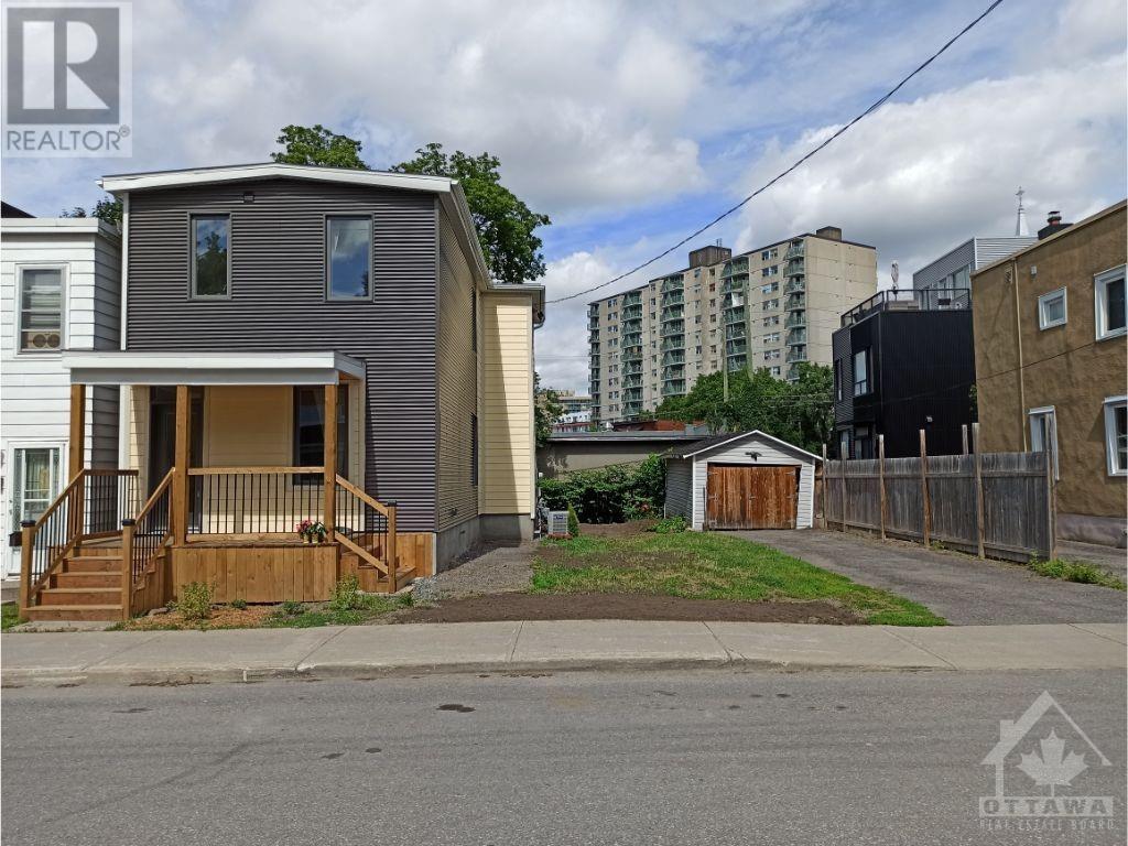 81 Pinhey Street, Ottawa, Ontario  K1Y 1T5 - Photo 1 - 1250673