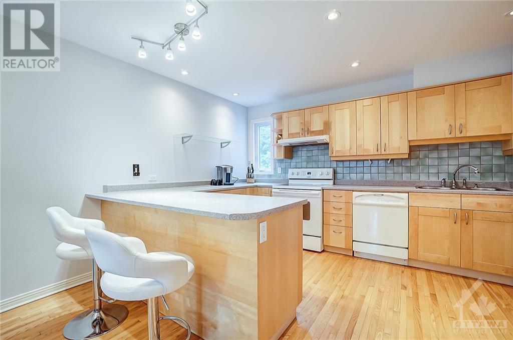 122 River Lane, Ottawa, Ontario  K1M 2G9 - Photo 12 - 1251046