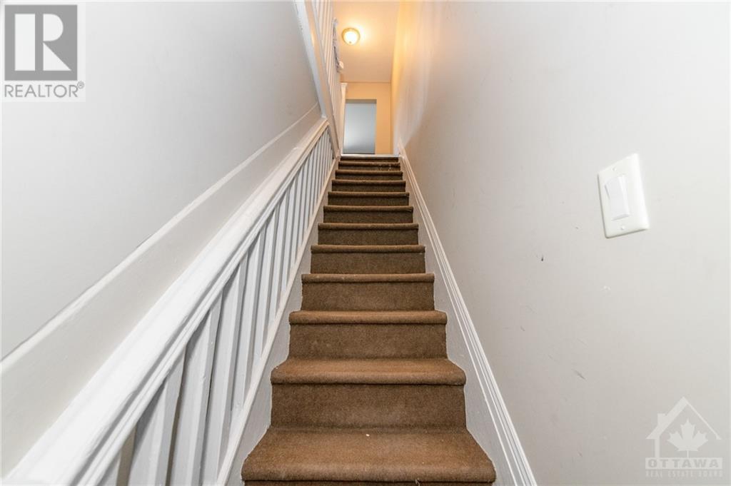 276 Hinchey Avenue, Ottawa, Ontario  K1Y 1M2 - Photo 3 - 1249070