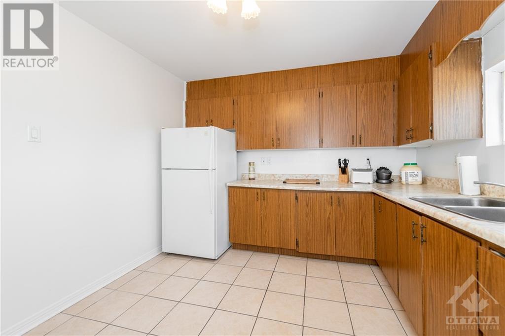 276 Hinchey Avenue, Ottawa, Ontario  K1Y 1M2 - Photo 5 - 1249070