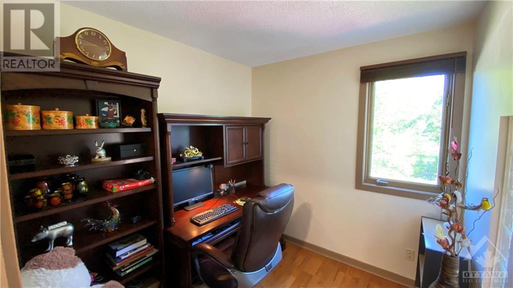 2754 Howe Street, Ottawa, Ontario  K2B 6W9 - Photo 15 - 1250843