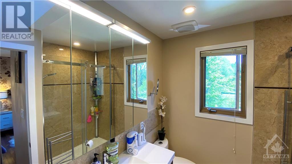 2754 Howe Street, Ottawa, Ontario  K2B 6W9 - Photo 22 - 1250843