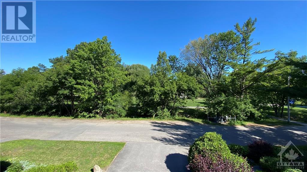 2754 Howe Street, Ottawa, Ontario  K2B 6W9 - Photo 23 - 1250843