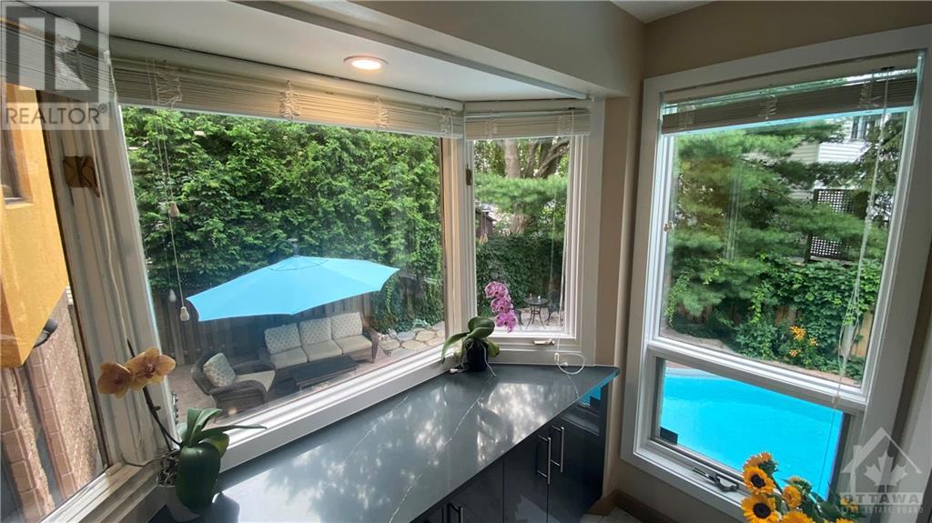 2754 Howe Street, Ottawa, Ontario  K2B 6W9 - Photo 7 - 1250843