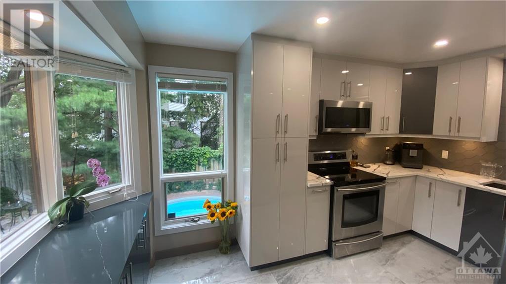 2754 Howe Street, Ottawa, Ontario  K2B 6W9 - Photo 8 - 1250843