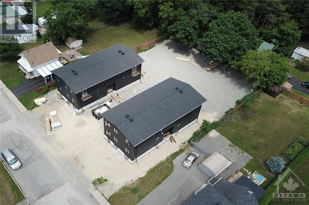 10 Philip Street, Smiths Falls, Ontario  K7A 3L6 - Photo 4 - 1250737