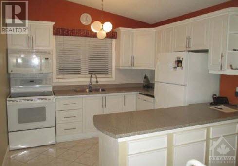 6350 Radisson Way, Orleans, Ontario  K1C 2Z7 - Photo 3 - 1250955