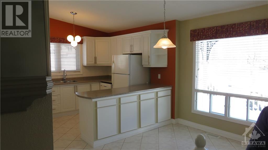 6350 Radisson Way, Orleans, Ontario  K1C 2Z7 - Photo 7 - 1250955