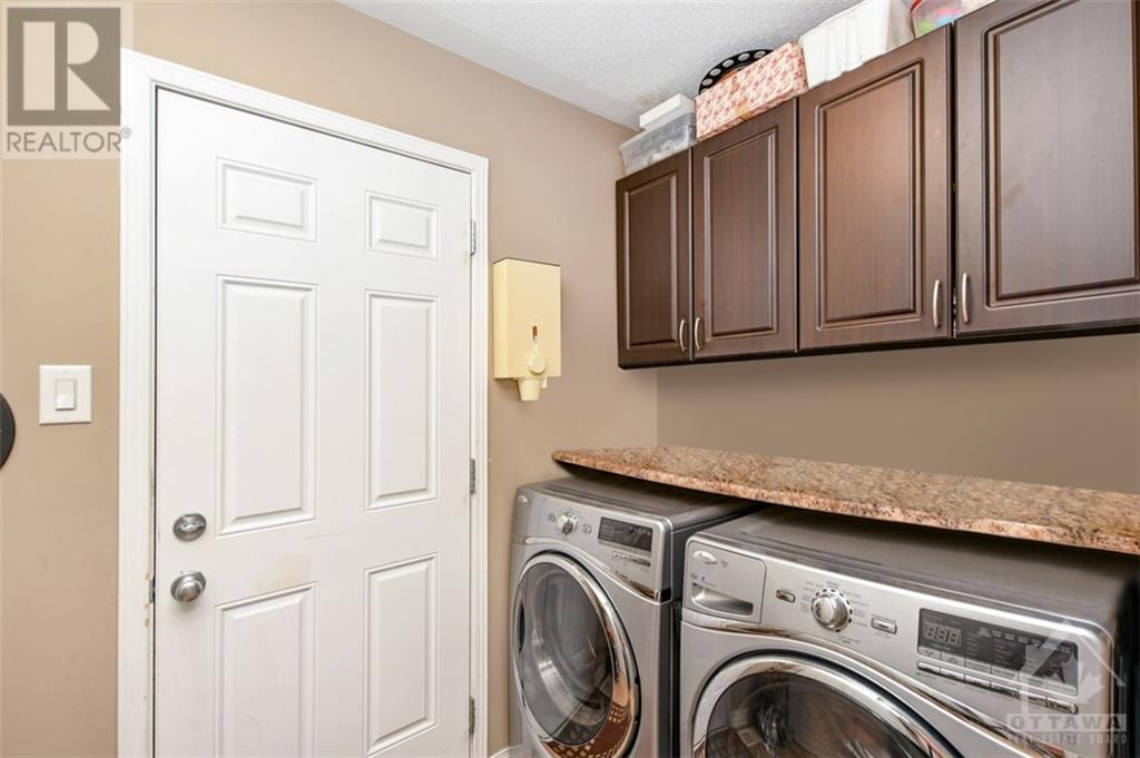 1236 Glenlivet Avenue, Orleans, Ontario  K1W 0G2 - Photo 11 - 1251888