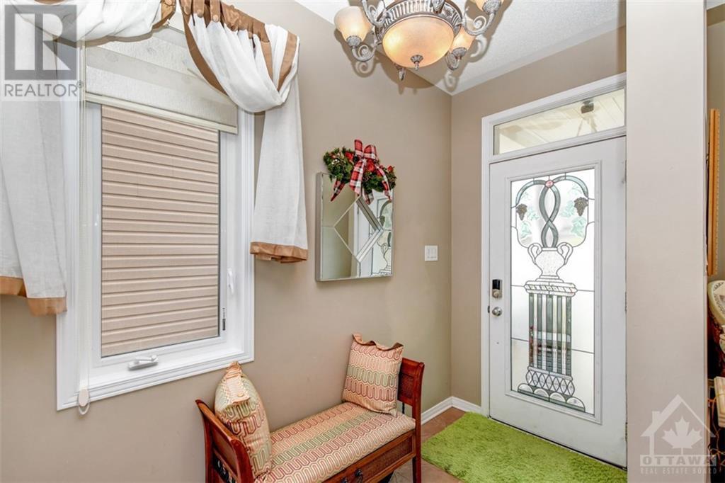 1236 Glenlivet Avenue, Orleans, Ontario  K1W 0G2 - Photo 2 - 1251888