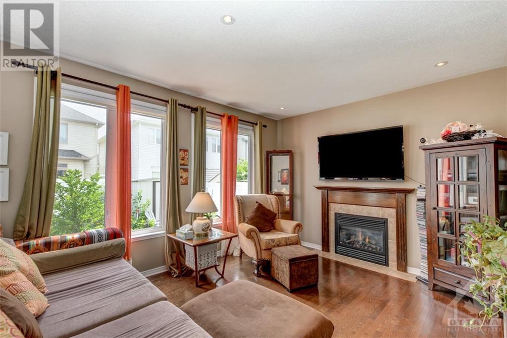 1236 Glenlivet Avenue, Orleans, Ontario  K1W 0G2 - Photo 6 - 1251888