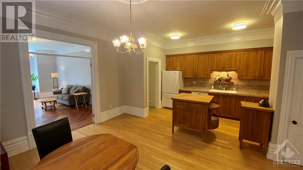 543 Gilmour Street, Ottawa, Ontario  K1R 5L5 - Photo 4 - 1249545
