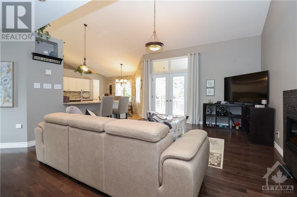 6909 Fernbank Road, Stittsville, Ontario  K2S 1B6 - Photo 16 - 1248896