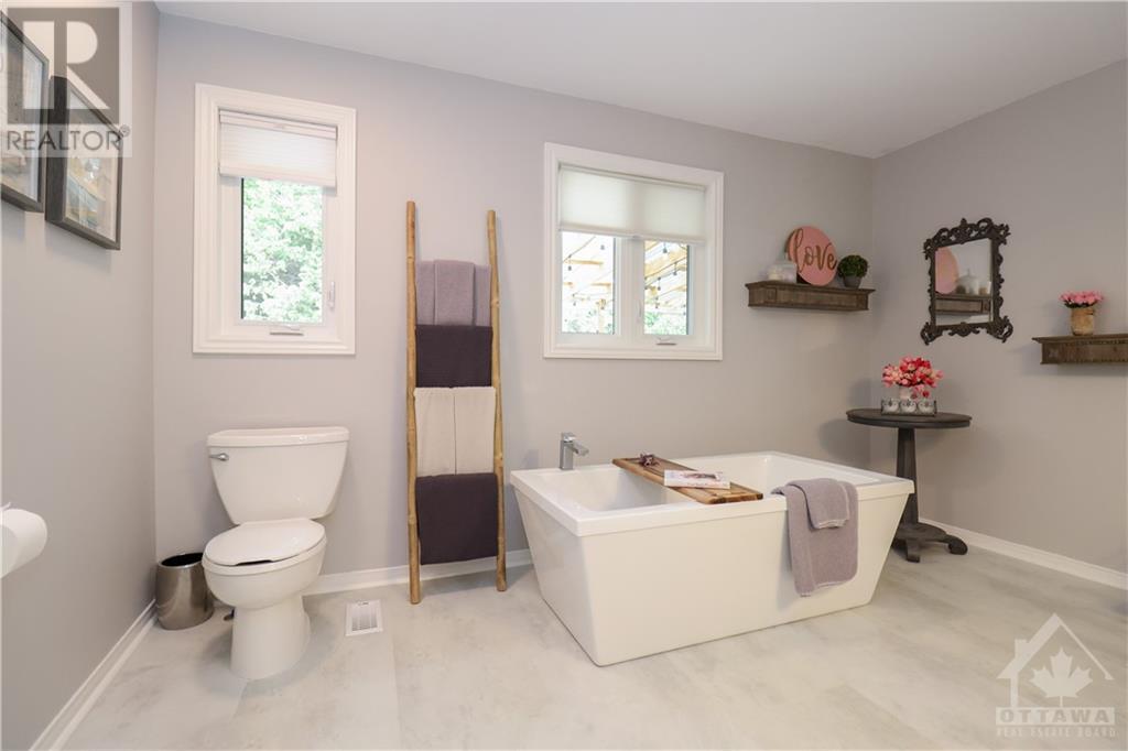 6909 Fernbank Road, Stittsville, Ontario  K2S 1B6 - Photo 20 - 1248896