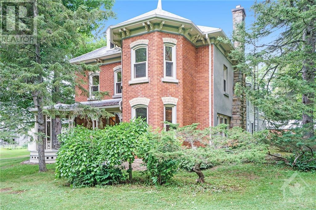 3837 Big Rideau Lake Road, Portland, Ontario  K0G 1V0 - Photo 2 - 1251259