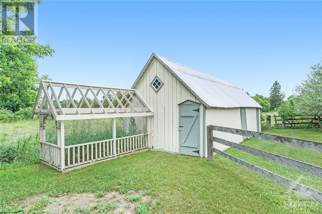 3837 Big Rideau Lake Road, Portland, Ontario  K0G 1V0 - Photo 21 - 1251259