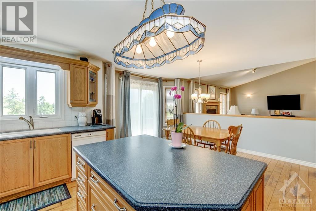 7820 Flewellyn Road, Stittsville, Ontario  K0A 1B0 - Photo 12 - 1252028