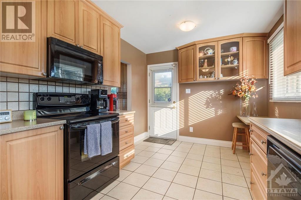 49 Gilbey Drive, Ottawa, Ontario  K2E 5S4 - Photo 6 - 1251271