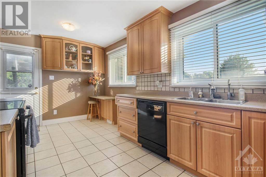 49 Gilbey Drive, Ottawa, Ontario  K2E 5S4 - Photo 7 - 1251271