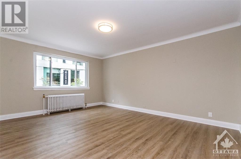 201 Metcalfe Street, Ottawa, Ontario  K2P 1P6 - Photo 2 - 1252250