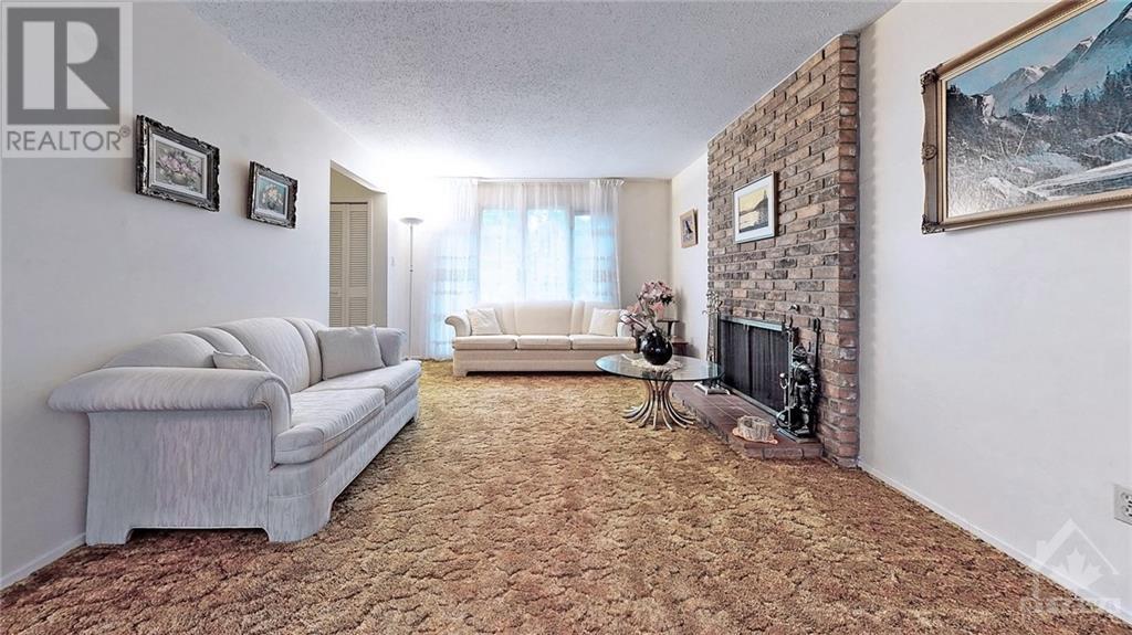 23 Kingsford Crescent, Ottawa, Ontario  K2K 1T5 - Photo 4 - 1252469