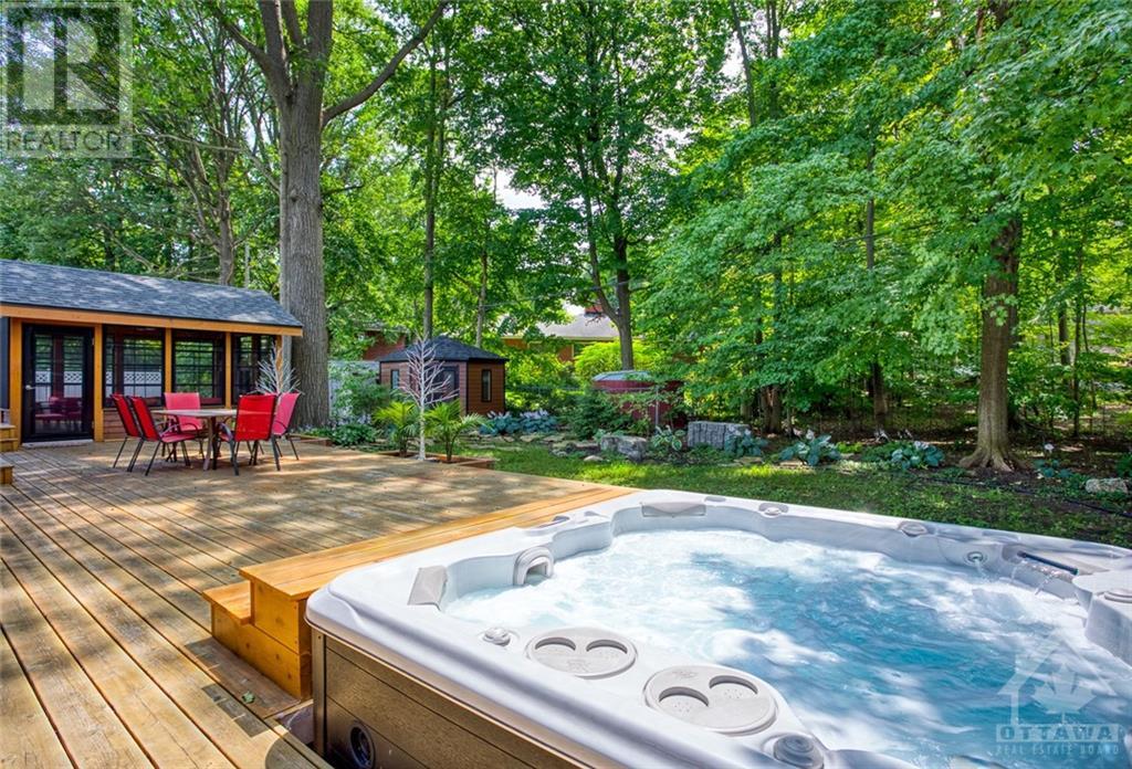 350 Cunningham Avenue, Ottawa, Ontario  K1H 6B4 - Photo 30 - 1251173