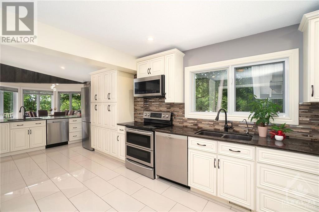 3427 Greenbank Road, Nepean, Ontario  K2J 4J1 - Photo 12 - 1252373