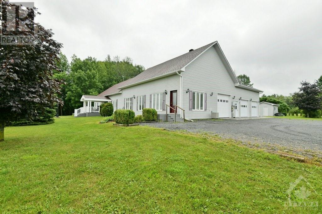 15036 Colonial Drive, Ingleside, Ontario  K8V 5P4 - Photo 3 - 1252562