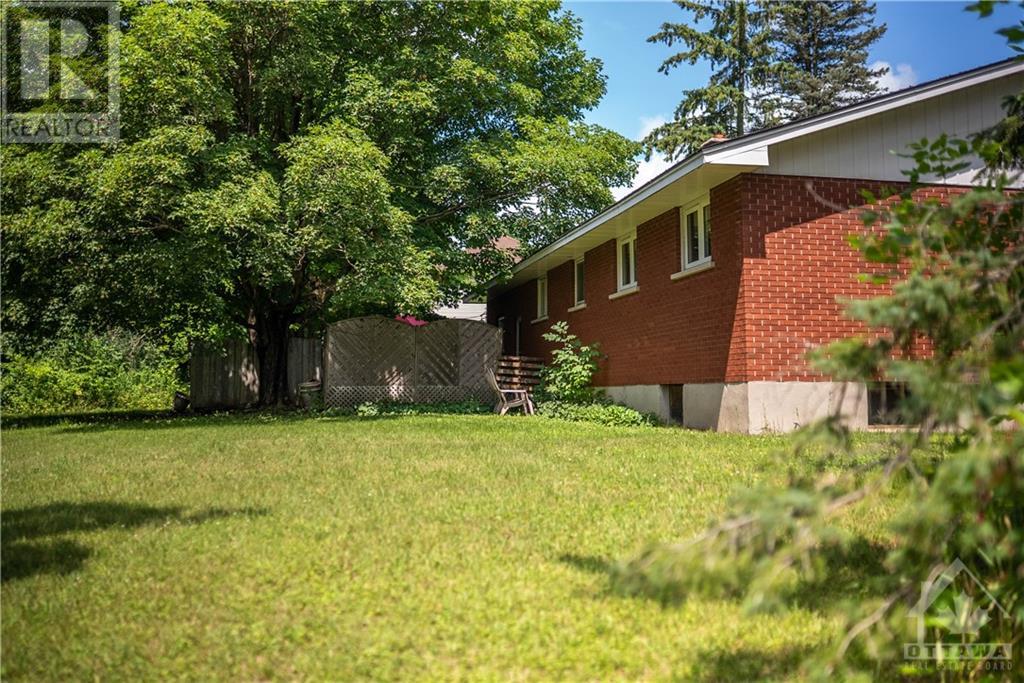 3785 Carp Road, Carp, Ontario  K0A 1L0 - Photo 9 - 1249906