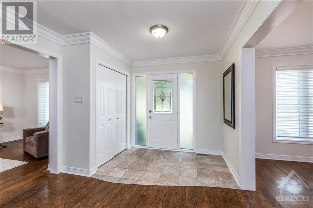 5 Joseph Circle, Stittsville, Ontario  K2S 1B9 - Photo 2 - 1252864