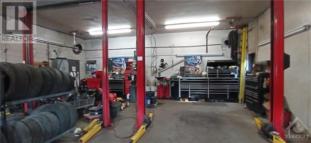 37 Edgewater Street, Ottawa, Ontario  K2L 1V7 - Photo 13 - 1253083