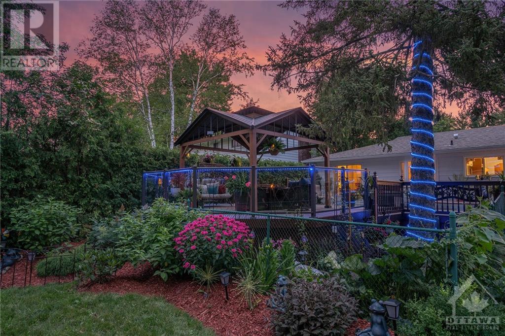 20 Canfield Road, Nepean, Ontario  K2H 5T1 - Photo 3 - 1252777