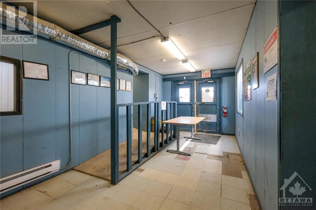5400-5402 Old Richmond Road Road E, Ottawa, Ontario  K2R 1G7 - Photo 11 - 1252751