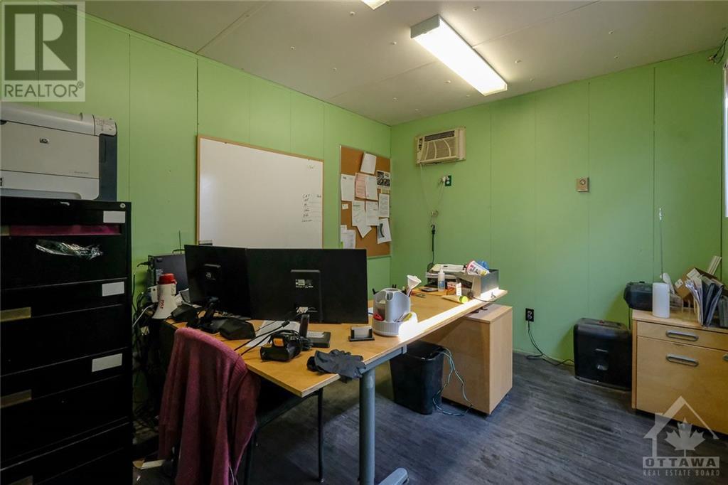 5400-5402 Old Richmond Road Road E, Ottawa, Ontario  K2R 1G7 - Photo 13 - 1252751