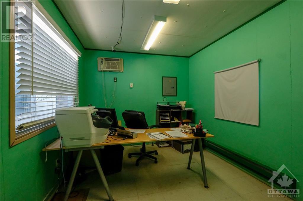 5400-5402 Old Richmond Road Road E, Ottawa, Ontario  K2R 1G7 - Photo 14 - 1252751