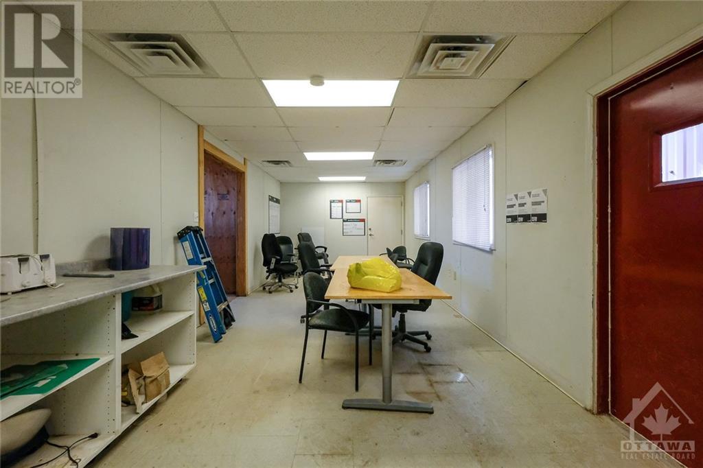 5400-5402 Old Richmond Road Road E, Ottawa, Ontario  K2R 1G7 - Photo 18 - 1252751
