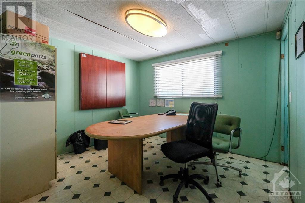 5400-5402 Old Richmond Road Road E, Ottawa, Ontario  K2R 1G7 - Photo 22 - 1252751