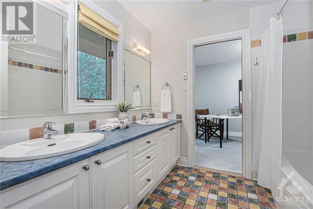 4 Muirfield Gardens, Nepean, Ontario  K2R 1B8 - Photo 15 - 1252971