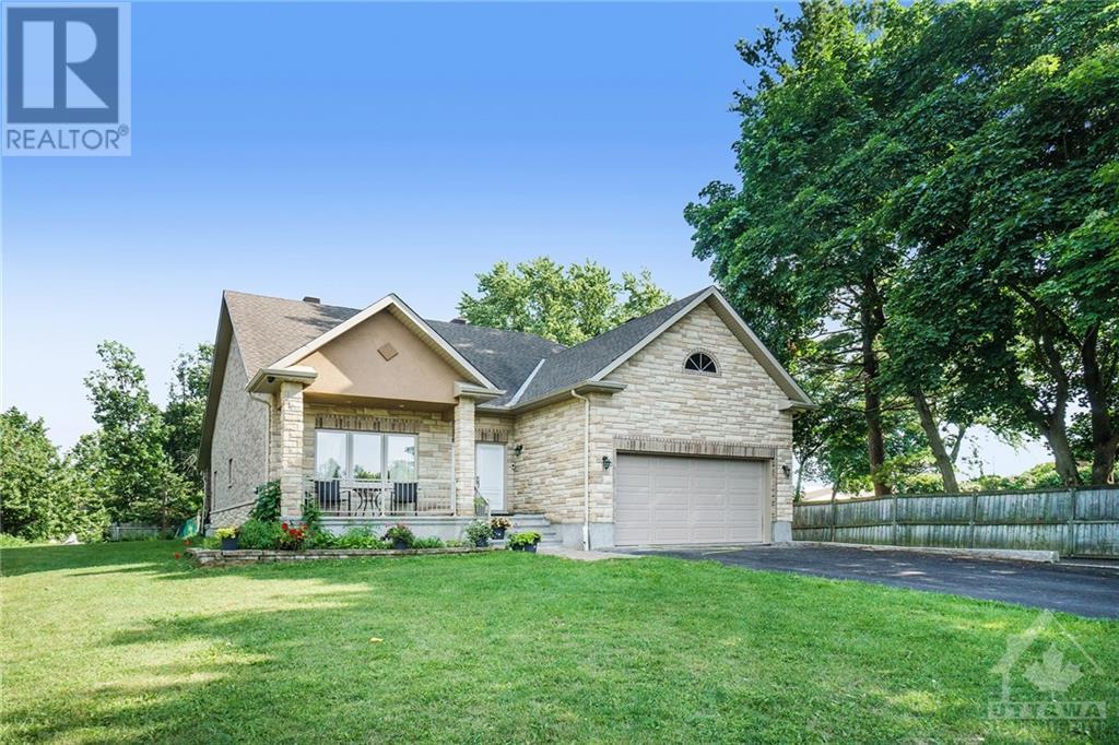 22 KEMP DRIVE, gloucester, Ontario