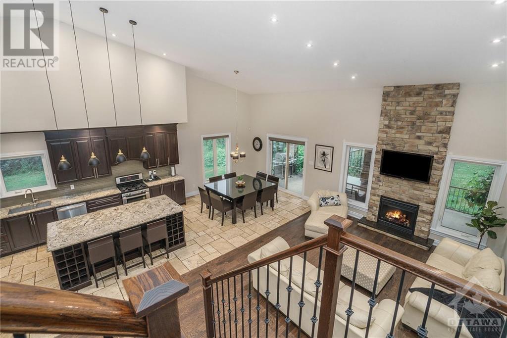 22 Kemp Drive, Gloucester, Ontario  K1T 3W9 - Photo 2 - 1253312