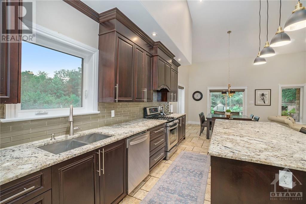 22 Kemp Drive, Gloucester, Ontario  K1T 3W9 - Photo 6 - 1253312